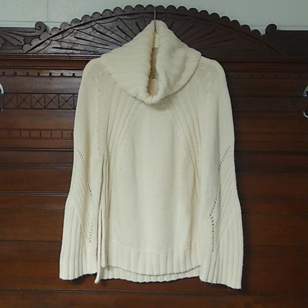 FOREVER 21 CHUNKY, COWL NECK OVER SIZED LAGENLOOK, BOHO, COTTAGE CORE, SWEATER